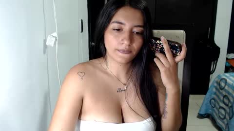 Snapshot of saliha_ chatting on 05/21/26, 04:19 saliha online show from 05/21/26, 04:19