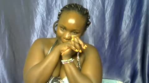 sally_bee1 online show from 07/15/26, 10:48