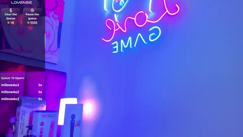 Snapshot of sallybrown_ chatting on 03/04/25, 01:28 miss Sally online every night from 1am to 8am  Colombia time online show from 03/04/25, 01:28