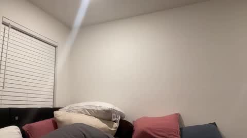 Ember slight online show from 12/13/24, 02:32