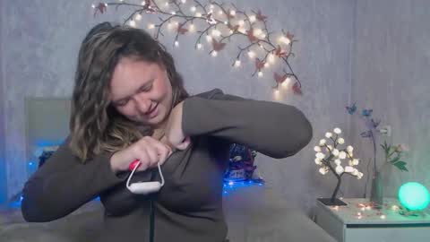 Sally online show from 03/26/26, 06:41