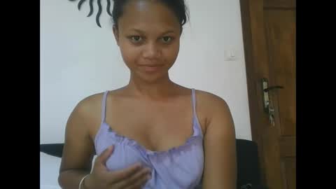 SallyWett online show from 12/16/25, 05:45