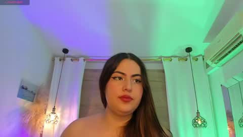 Snapshot of salmaacute chatting on 04/18/26, 12:42 Salma online show from 04/18/26, 12:42