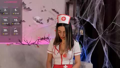 Snapshot of salmaesco chatting on 10/30/25, 02:57 Salma online show from 10/30/25, 02:57