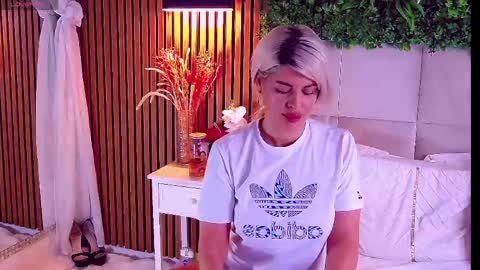 SalmaRoze online show from 05/24/26, 03:11