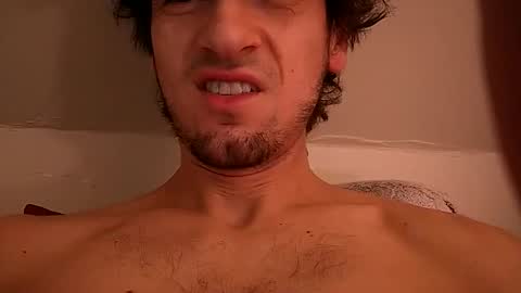 salmonman1305 online show from 01/03/25, 11:03