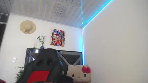 SALO HOT online show from 02/12/25, 06:19