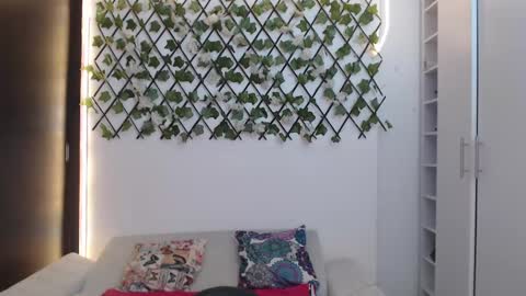 Salome online show from 09/11/25, 12:38