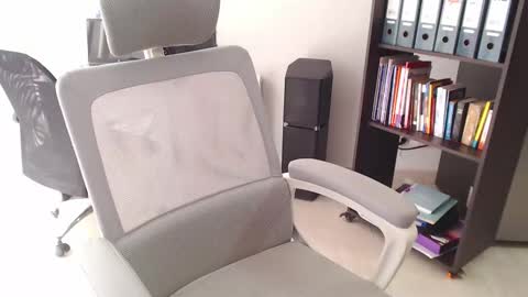 Salome online show from 10/10/25, 02:05