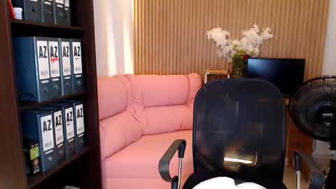 Snapshot of salome_010 chatting on 05/25/26, 10:38 Salome online show from 05/25/26, 10:38