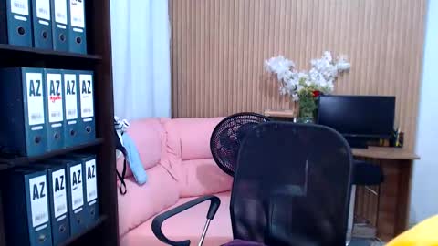 Snapshot of salome_010 chatting on 05/28/26, 08:17 Salome online show from 05/28/26, 08:17