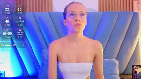 salome_cruxx online show from 06/02/26, 12:07