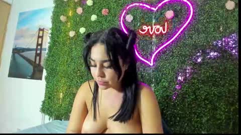 Snapshot of salome_domi chatting on 12/05/24, 07:49 salome online show from 12/05/24, 07:49