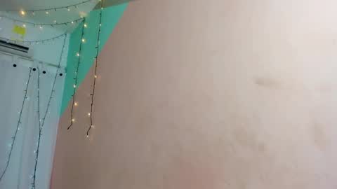 Snapshot of salome_domi chatting on 03/11/25, 07:58 salome online show from 03/11/25, 07:58