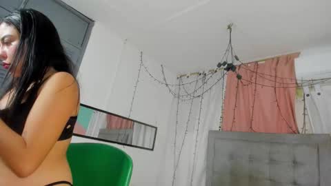 Snapshot of salome_domi chatting on 09/30/25, 08:30 salome online show from 09/30/25, 08:30