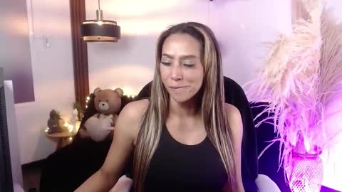 Snapshot of salome_drasin chatting on 10/11/25, 03:39 salome_drasin online show from 10/11/25, 03:39