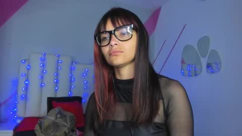 Salome Rose online show from 11/17/25, 01:39