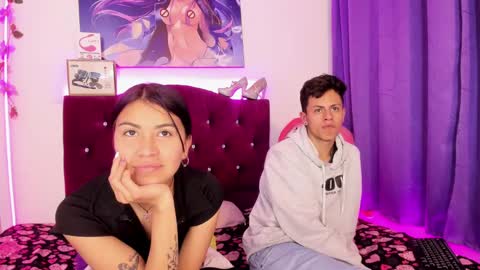 Snapshot of salomeandsantiago_ chatting on 12/04/24, 04:27 salomeandsantiago_ online show from 12/04/24, 04:27