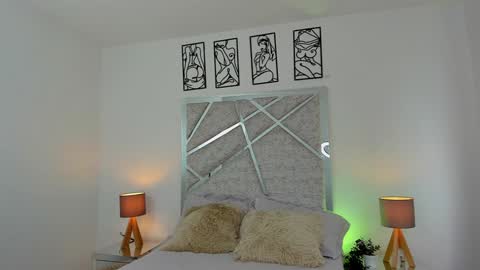 salomedyla online show from 12/31/24, 06:46