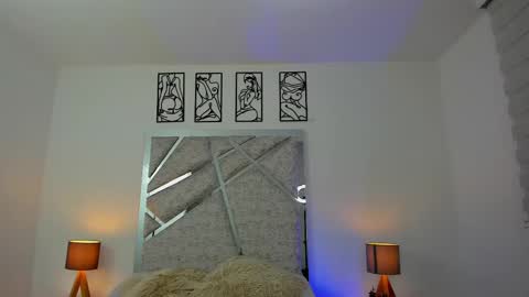 salomedyla online show from 03/12/25, 12:42