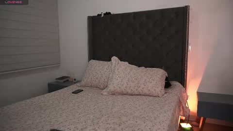 Snapshot of salomedyla chatting on 06/17/26, 10:32 salomedyla online show from 06/17/26, 10:32