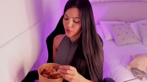 salo online show from 01/12/25, 07:53