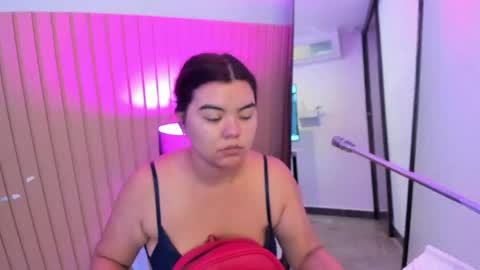 Salome online show from 05/10/26, 03:33