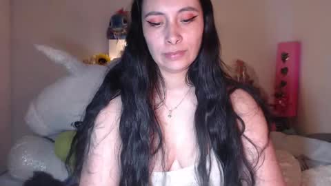 yenny online show from 12/06/24, 07:32