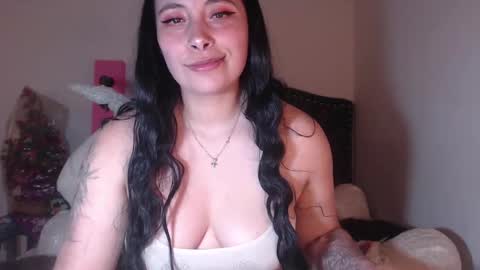 yenny online show from 01/22/25, 04:34