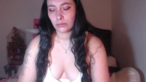 yenny online show from 01/23/25, 04:19