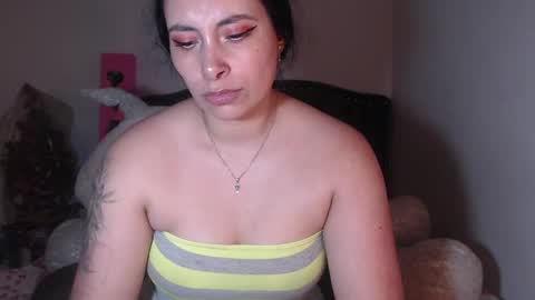 yenny online show from 02/08/25, 07:26