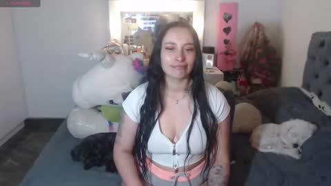 yenny online show from 09/11/25, 10:32