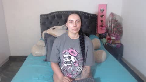 yenny online show from 10/11/25, 04:33