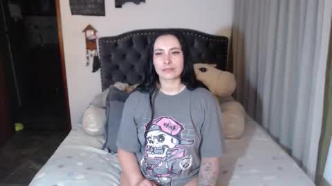 yenny online show from 03/06/26, 03:47