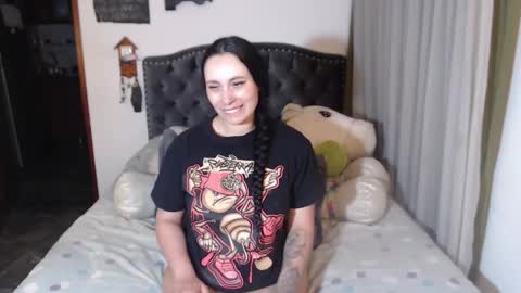 yenny online show from 03/11/26, 03:34