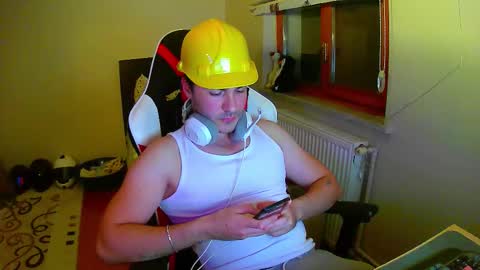 Snapshot of salomenseks chatting on 11/09/25, 11:25 canfuck online show from 11/09/25, 11:25