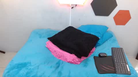 martina online show from 02/23/25, 10:49