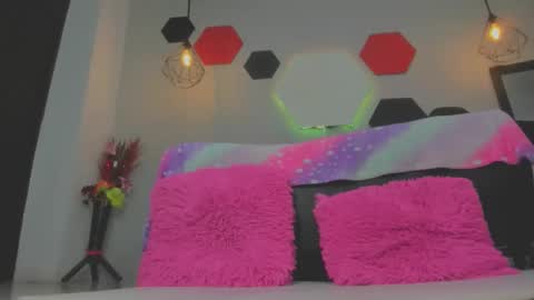 martina online show from 09/28/25, 03:45