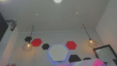 martina online show from 11/05/25, 03:39