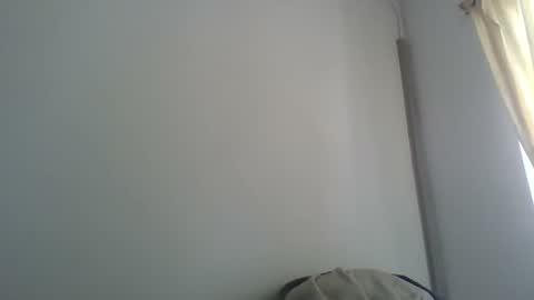 Snapshot of salomoon23 chatting on 05/23/26, 06:56 INSTAGRAM luis1pedraza online show from 05/23/26, 06:56