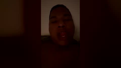 Snapshot of salomoon23 chatting on 06/04/26, 03:01 INSTAGRAM luis1pedraza online show from 06/04/26, 03:01