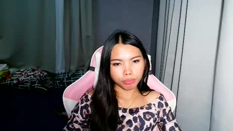 Snapshot of salted_charamel chatting on 06/17/26, 04:52 Marah online show from 06/17/26, 04:52