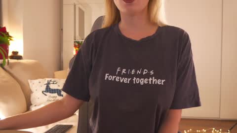 IsaBella-  online show from 12/13/24, 09:09