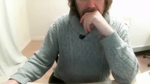 Snapshot of saltimbanquier chatting on 12/12/24, 07:19 Saltimbanquier Salt ou Banquier online show from 12/12/24, 07:19