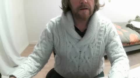 Snapshot of saltimbanquier chatting on 02/03/25, 12:47 Saltimbanquier Salt ou Banquier online show from 02/03/25, 12:47