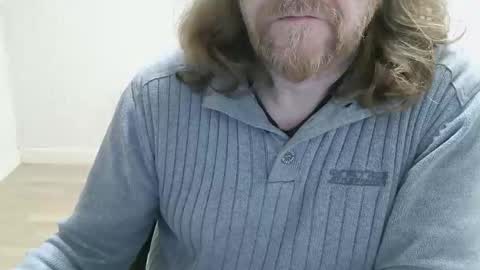 Snapshot of saltimbanquier chatting on 01/09/26, 10:29 Saltimbanquier Salt ou Banquier online show from 01/09/26, 10:29