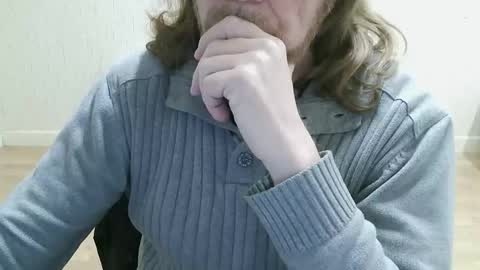 Snapshot of saltimbanquier chatting on 01/10/26, 09:30 Saltimbanquier Salt ou Banquier online show from 01/10/26, 09:30