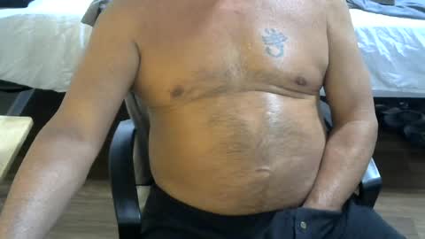 Snapshot of saltydogg chatting on 07/12/26, 02:52 Saltyy online show from 07/12/26, 02:52