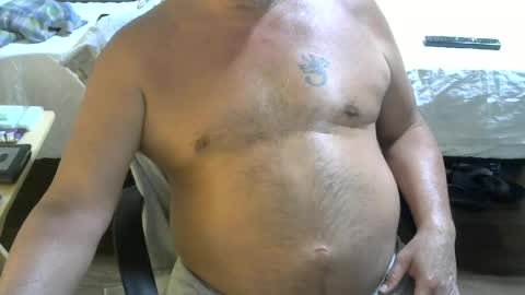 Snapshot of saltydogg chatting on 08/09/26, 05:56 Saltyy online show from 08/09/26, 05:56