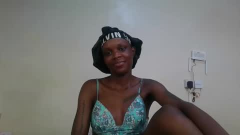 Snapshot of saltysugar20 chatting on 05/12/26, 04:09 Sugarbabe online show from 05/12/26, 04:09